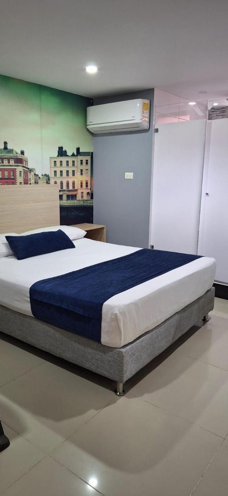 Hotel Suramericana Медельин Экстерьер фото